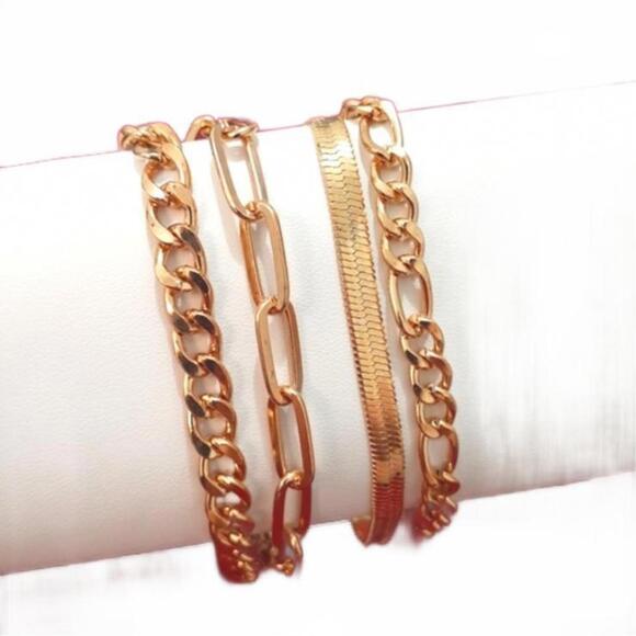 2/$30 Bracelet Set of 4 Women's Gold Toned Modern Chunky Jewelery - Picture 2 of 5